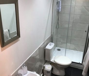 5 Bed Terraced House, Kearsley Road, S2 - Photo 5