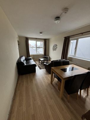 4 bedroom apartment to rent - Photo 1