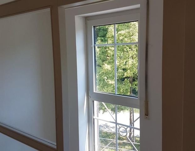 Appartment in zentraler Lage nur langfristig zu vermieten ! - Photo 1
