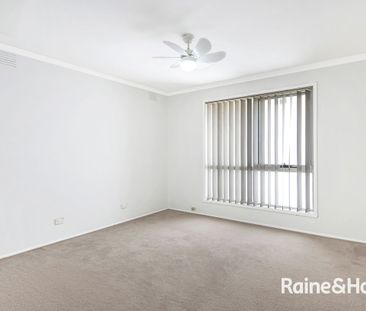 1/18 Circle Drive, Cranbourne, VIC 3977 - Photo 3