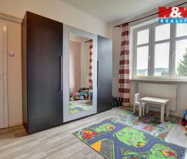 Pronájem bytu 2+1 v Hostinném, ul. Horská - Fotografie 3