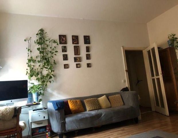 Teilweise möblierte 1 Zimmer Wohnung in Neukölln unter Mieter zu vermieten - Photo 1
