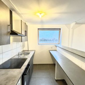 Location Appartement 2 pièces 31m² ROUBAIX 59100 - Photo 2