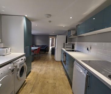 7 bedroom semi-detached house to rent - Photo 6