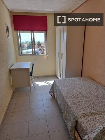 valencia, Valencian Community 46011 - Photo 5