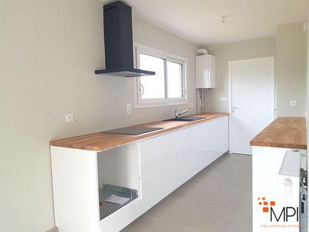 Location Maison 6 pièces 102m² - Photo 4