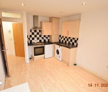 1 Bed Flat, T L House, LU1 - Photo 3
