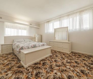 ACREAGE LIFESTYLE IN PRIME RABY LOCATION !!! - Photo 5