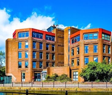 Waterside House, Lincoln, Waterside North - Photo 1