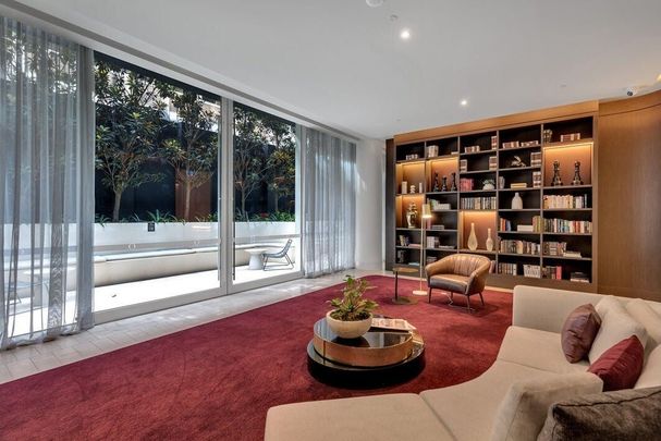 St Kilda Road - Photo 1