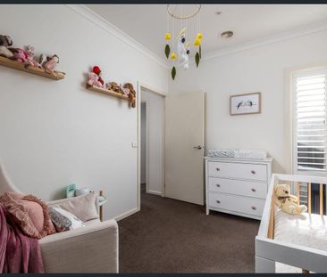 Position, Position, Position - Photo 2