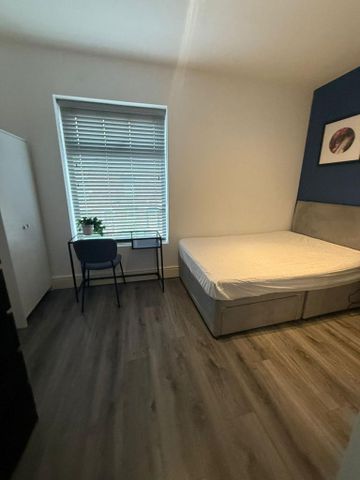 1 bedroom in a house share to rent - Photo 5