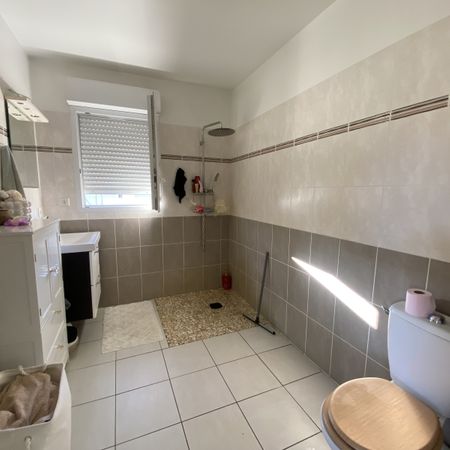 LOCATION APPARTEMENT T2 / BRIGNOLES - Photo 4