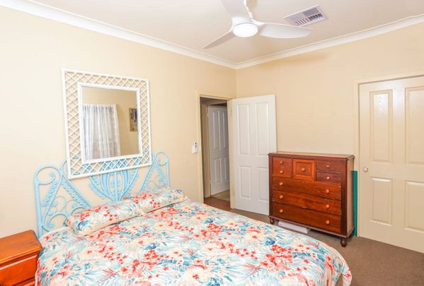 Comfort, Convenience & Classic Charm in North Albury - Photo 1