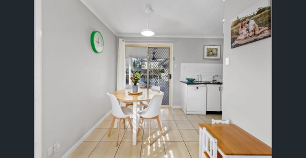 Family Home - Photo 1