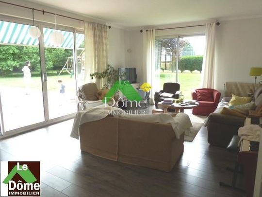 Location Maison 9 pièces 171m² ST CREPIN IBOUVILLERS 60149 - Photo 1