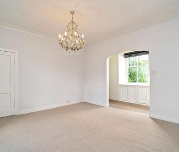 5 bedroom detached house to rent - Photo 2