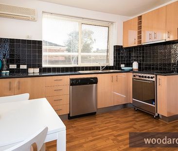 Fresh One Bedroom, Ground Floor Beauty! - Photo 3