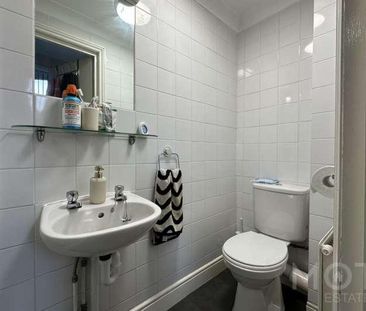 Sandgate Road, Folkestone, CT20 - Photo 1