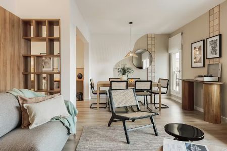 Carrer de Calvet, Barcelona, Catalonia 08021 - Photo 5