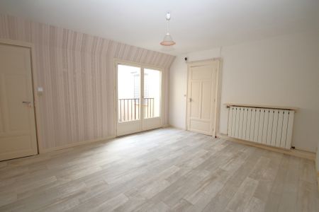 Location Appartement 2 pièces 65m² DECIZE 58300 - Photo 4