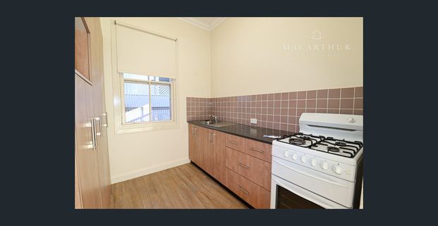 Charming Semi-Detached Home in Prime Wagga Location - Photo 1