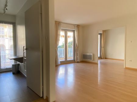 Location Appartement 3 pièces 60m² AIX EN PROVENCE 13100 - Photo 4