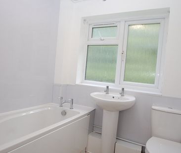 Hiljon Crescent, Chalfont St. Peter, Gerrards Cross,SL9 - Photo 4