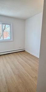 COQUET 4 1/2 BÉTON, LIBRE/juillet ou avant - EC + chauffé - Photo 3