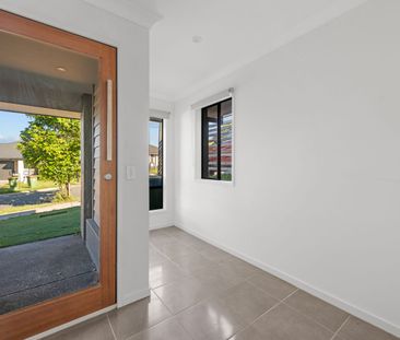 Modern 3-Bedroom Home in the Heart of Flagstone - Photo 3