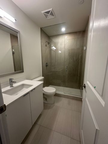 For Lease - 15 Watergarden Drive Unit# 2801, Mississauga, Ontario - Photo 3