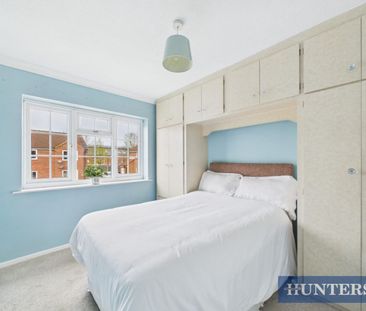 1 bedroom Flat To Let - Photo 3