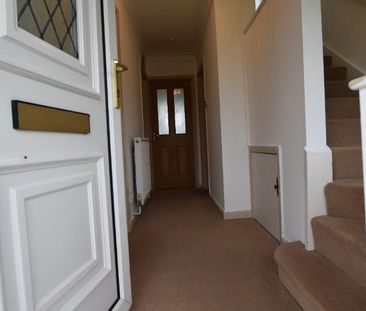 4 bedroom detached house to rent - Photo 3