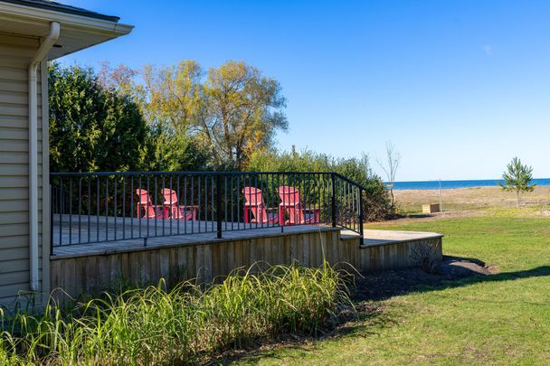 For Lease - 35 St. Clair Street, Collingwood, Ontario - Photo 1