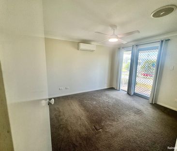 Your townhouse in a convenience location - Photo 3