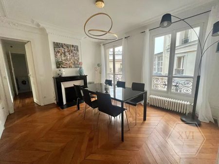 Appartement • Elysées-Madeleine, Paris 8ème - Photo 2