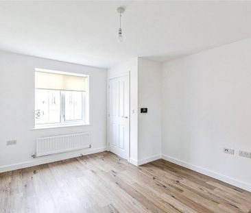 2 bedroom semi-detached house to rent - Photo 5