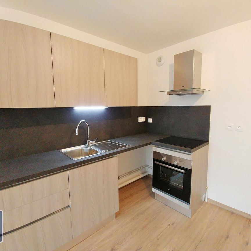 Location Appartement 2 pièces 46m² LILLE 59000 - Photo 1