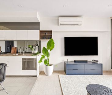 305 / 850 Bourke Street - Photo 1