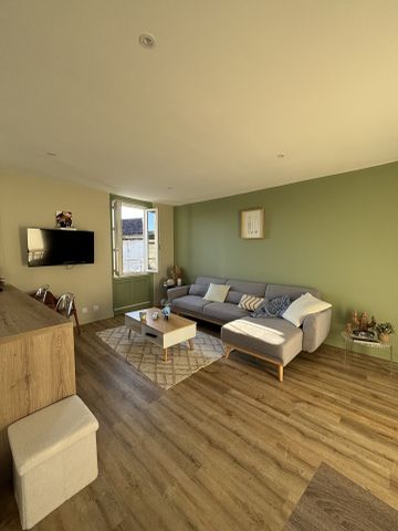 Location Appartement 2 pièces 56m² COGNAC 16100 - Photo 2