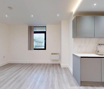 Studio to rent - Photo 2