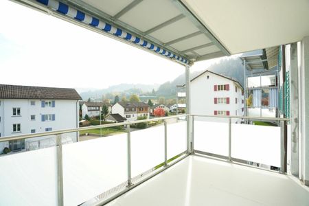 Wohnung mit Balkon an zentraler Lage - Photo 4