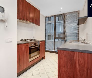 Level 3, Unit 305/668 Bourke Street, - Photo 6