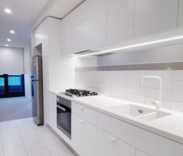 5008/500 Elizabeth Street, Melbourne - Photo 4