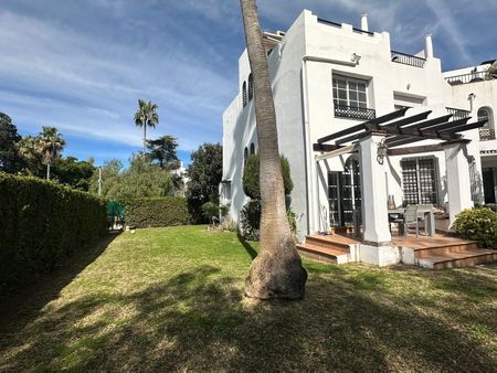 Alquiler de chalet adosado en Calle Sirio, 18 - Photo 3