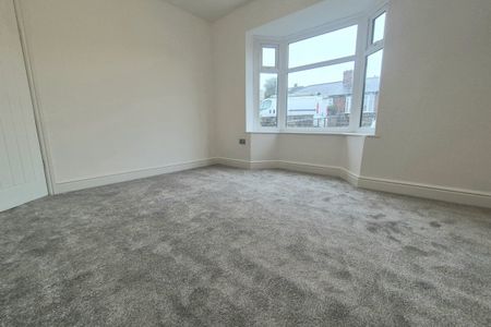 Broadwood Avenue - Photo 2