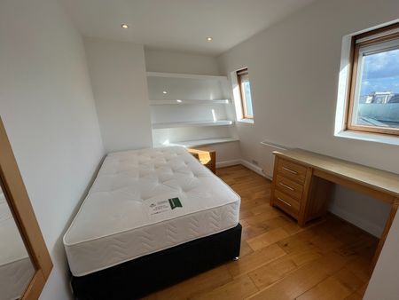 4 Bed Maisonette, Lambrook Terrace, SW6 - Photo 3