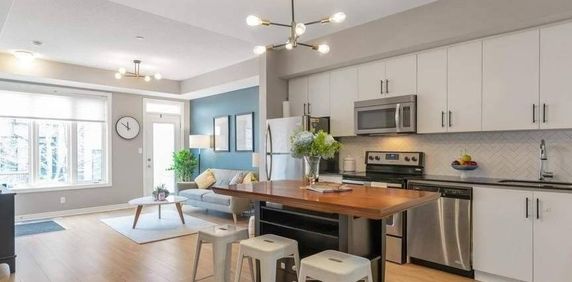 $3,200/MO – Stunning 2 Bedroom/2.5 Bath Stacked Townhouse - Photo 2