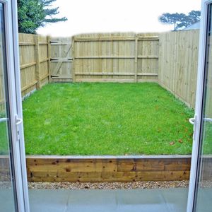 2 Bed House - Photo 2