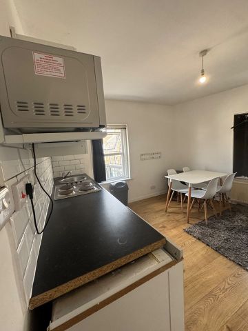 1 Bed Flat, Elder Road, SE27 - Photo 5